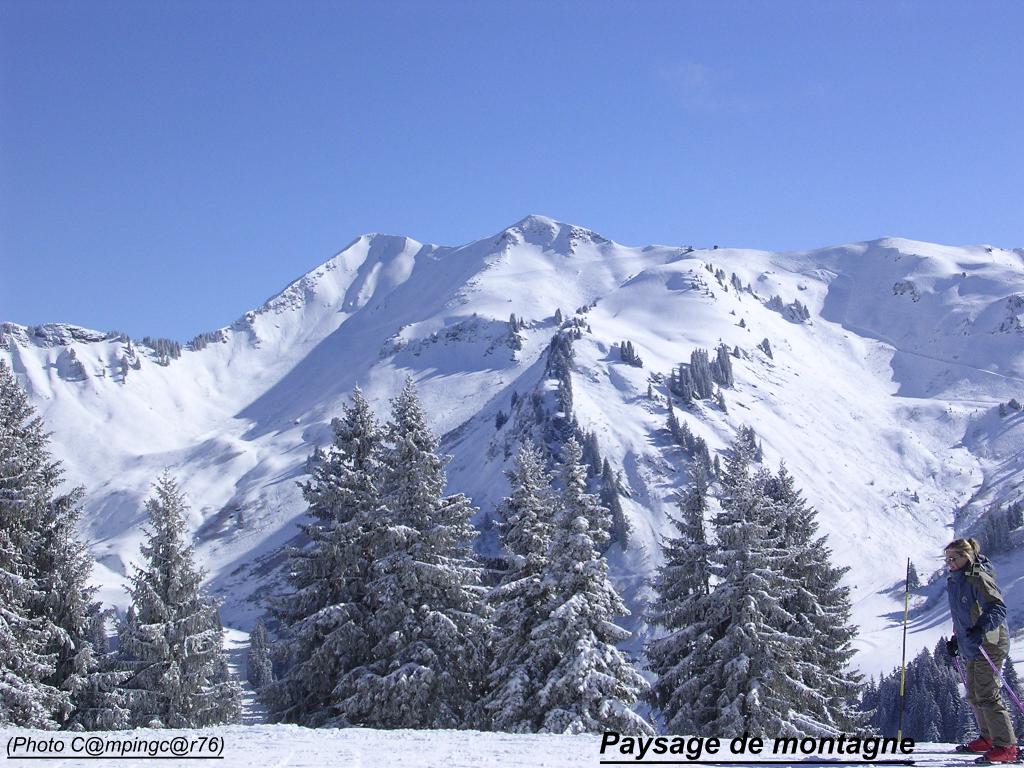 Magnifique paysage de montagne des Alpes en Hte Savoie